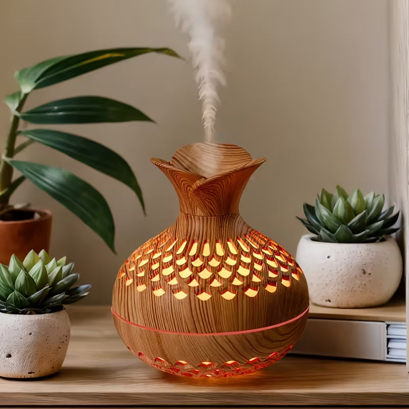 A Dual-spray Mode USB-powered Humidifier Featuring a Wooden Exterior Design with an Elegant and Sophisticated Style That Creates a Rich Ambiance. Its Dual-spray Modes Cater to Various Humidification Needs, While the High-quality Mist Effectively